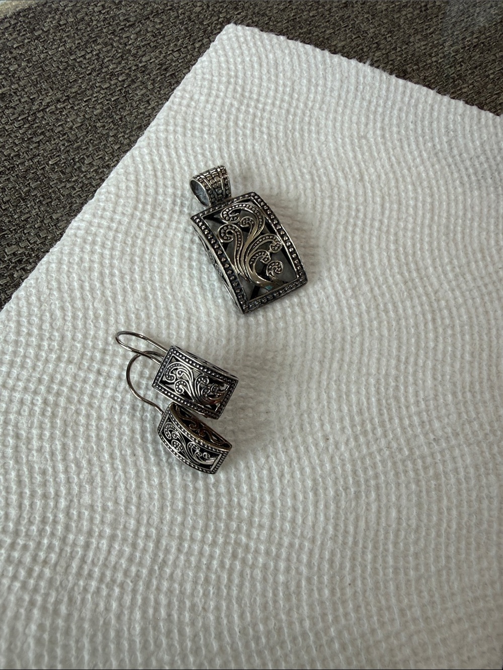 Silpada sterling silver Floral Scroll Pendant & Dangle Earrings Set